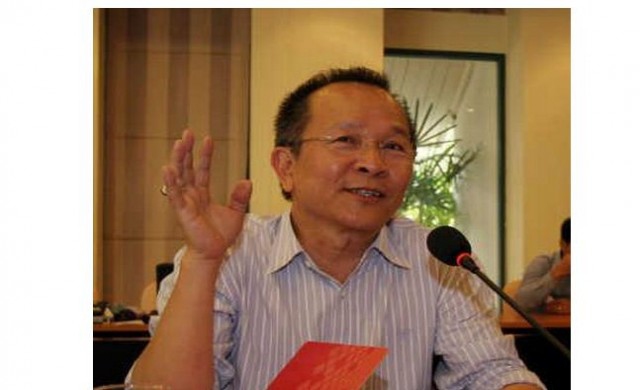 'นพ.นิรันดร์'แนะรัฐบาลผ่อนปรนมาตรการ ก่อนทำประชามติ