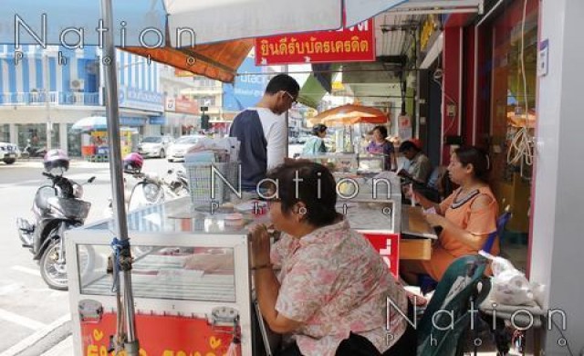 ดีเดย์ขายล็อตเตอรี่วันแรกสุราษฎร์ฯ เงียบเหงา