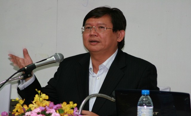 'สุวิทย์' ชี้ทุนนิยม ครอบงำประชาธิปไตย