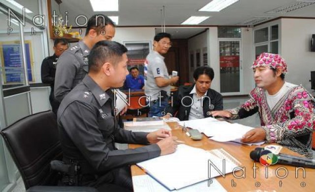 นักเขียนดังแต่งลิเกแจ้งจับผู้บริหารบิ๊กซีละเมิดลิขสิทธิ์