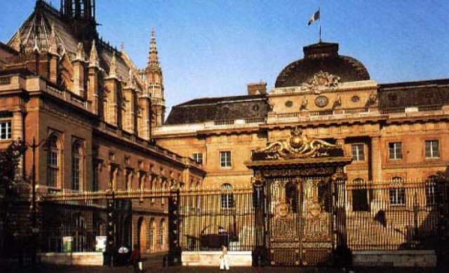 ศาลสั่งจำคุก9ปีหญิงบีบคอฆ่าลูกแรกเกิดตายถึง8คน