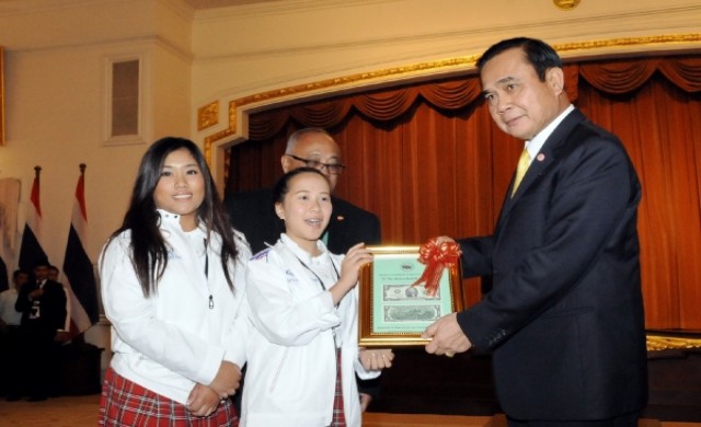 'ประยุทธ์' แจงเยาวชนไทยในอเมริกา ขอโทษจำเป็นต้องยึดอำนาจ