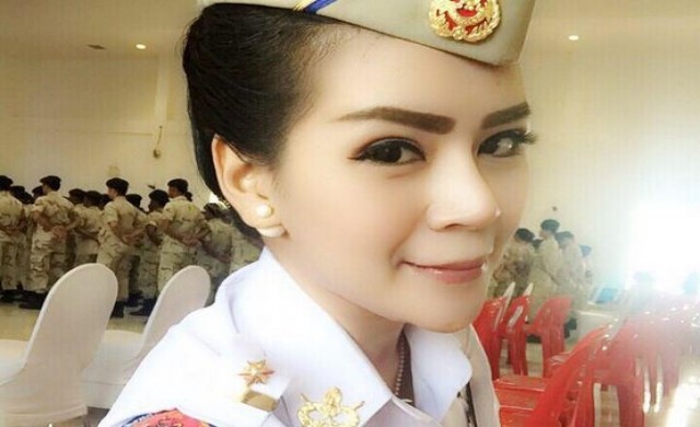 'ปลัดเจนสุดา' แจงหุ่นฟิตรัดรูป ขอโทษภาพหลุด ปัดคลิปโป๊