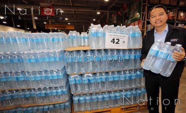 ยอดขายน้ำดื่มพุ่ง'พาณิชย์'ชี้โก่งราคาเจอคุก7ปี