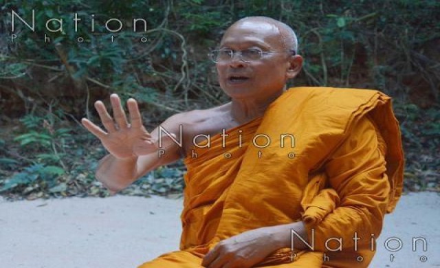 ศาลฯแก้ยกฟ้อง'พระสุเทพ' ไม่ผิด หมิ่น'หมอพรหมินทร์'