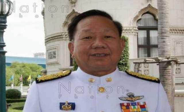 รถอดีตรมช.เกษตรฯควันพุ่ง-เกิดประกายไฟที่รัฐสภา