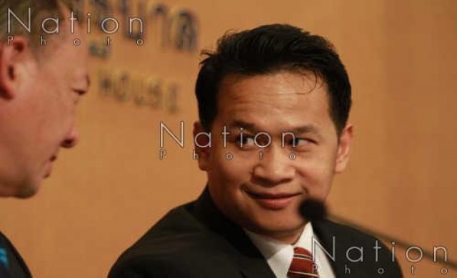 'เพื่อไทย'อัด'สปช.'เห็นประโยชน์ส่วนตัวมากกว่าชาติ