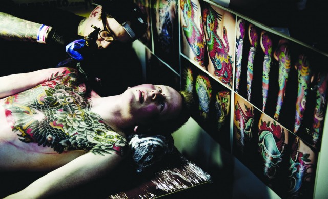 ศึก ‘สัก’ สี