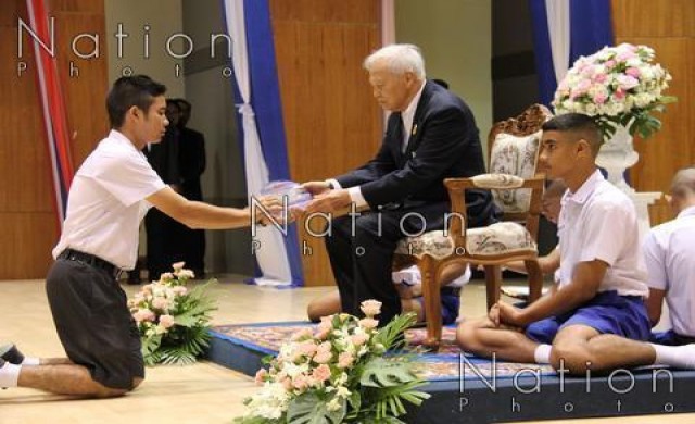 'พล.อ.เปรม'ย้ำศาสนาที่แตกต่างไม่เป็นอุปสรรค