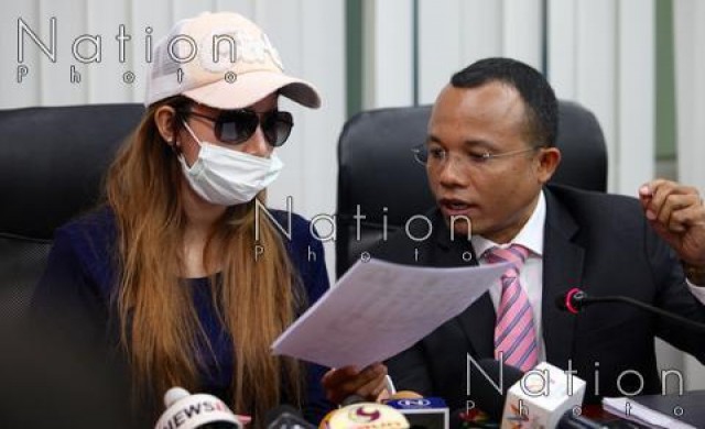 พริตตี้สาวอุ้มท้องมอบตัวสู้คดีรับโอนหุ้น'เสี่ยชูวงษ์'