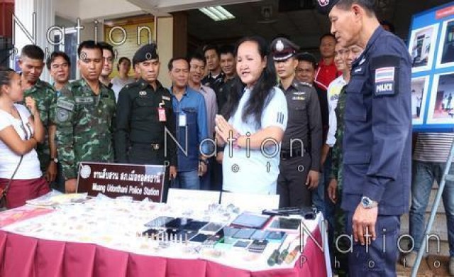 จับหมอลำกะเทยวงดัง ร่ายมนต์งัดบ้านทหารนับสิบ