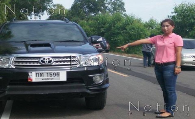 'กำนันสาว' ร้องทหาร-สื่อ ถูกข่มขู่ขับรถไล่ตามชักปืนใส่