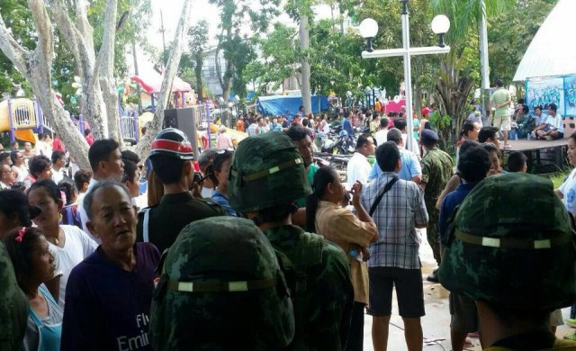 ทหาร-ตร.รุดเคลียร์ปมม็อบหน้าสภ.ถลาง เผยลำดับเหตุการณ์จลาจล