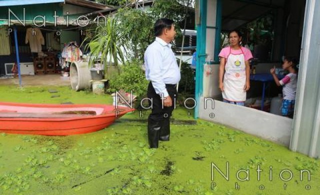 ฝนตกหนักน้ำในคลอง12 เอ่อล้นท่วมบ้านเรือนปชช.กว่า40หลัง