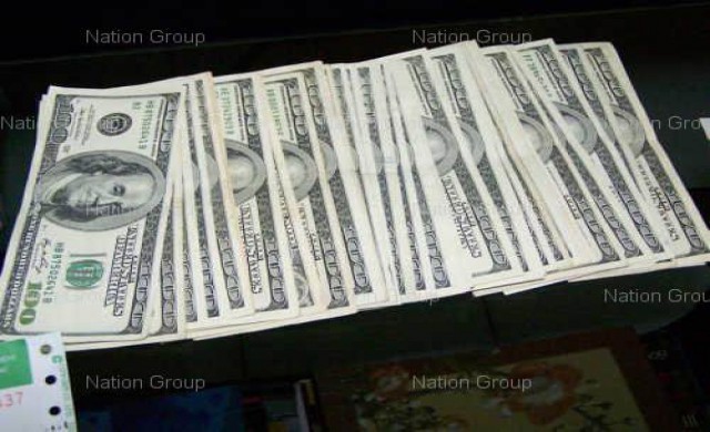 แบงก์เมียนมาร์แห่กว้านซื้อเงินดอลลาร์สหรัฐ