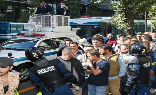 "เติร์ก-เคิร์ด" ปะทะหน้าสถานทูตตุรกีในญี่ปุ่น-เจ็บ 3