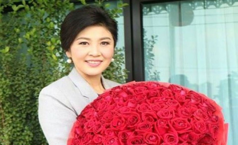 'ยิ่งลักษณ์'เชิดชูลุงนวมทอง หวังไทยเป็นปชต.โดยเร็ว