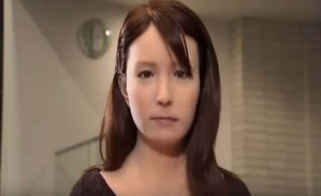 ญี่ปุ่นเปิดตัวดาราหุ่นยนต์แอนดรอยด์เรื่อง'ซาโยนาระ'