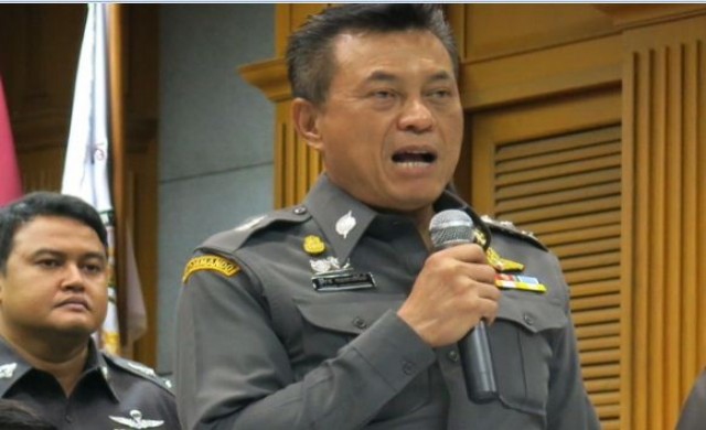 'ฐิติราช'รับแล้ว 2อดีตตร.กองปราบ พันคดีหมิ่นเบื้องสูง