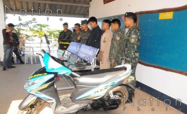 ทหารจับหนุ่มพร้อมยาบ้า-ไอซ์ สารภาพรับจ้างขนส่งได้เงิน5พัน