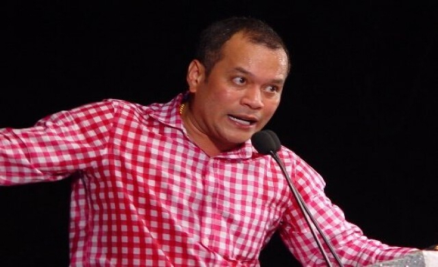 'ณัฐวุฒิ'ลั่นลงพื้นที่อุทยานราชภักดิ์แน่ แฉถูกทหารเกาะติดแน่