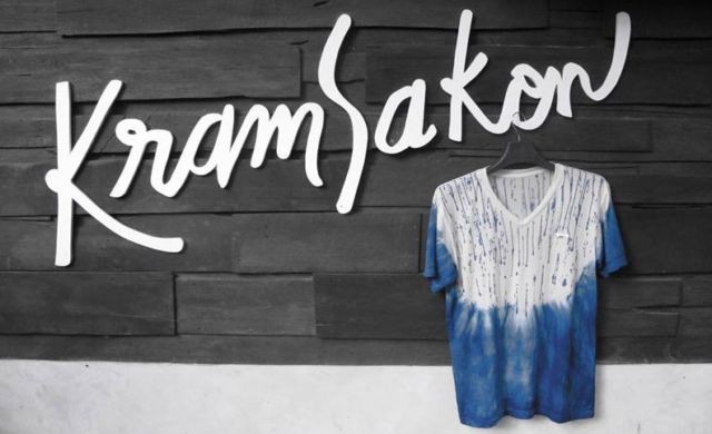 “ครามสกล” คนรักผ้าแห่งเมืองสกล