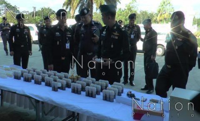 รองแม่ทัพภาค2 บินด่วนแถลงจับอาวุธสงครามจำนวนมาก