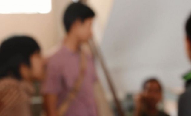 โจ๋ทำปืนปากกาลั่น ใส่เบ้าตาตัวเอง ดับคาห้องต่อหน้าเพื่อน