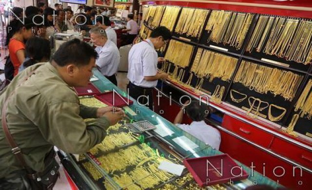 ทองแท่งขายออก18,400 ไม่เปลี่ยนแปลง