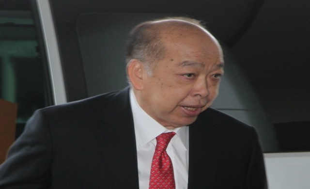 'สุรพงษ์'จวกถูกกล่าวหาแจกปฏิทิน'ทักษิณ-ยิ่งลักษณ์'