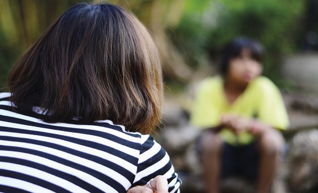 เด็กน้อยในโลกสีหม่น