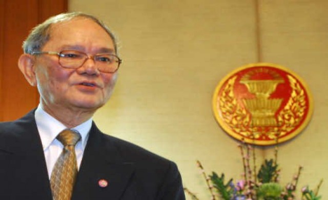 'มีชัย'รับใช้กลไกศาลรธน. ผ่าทางตันการเมือง