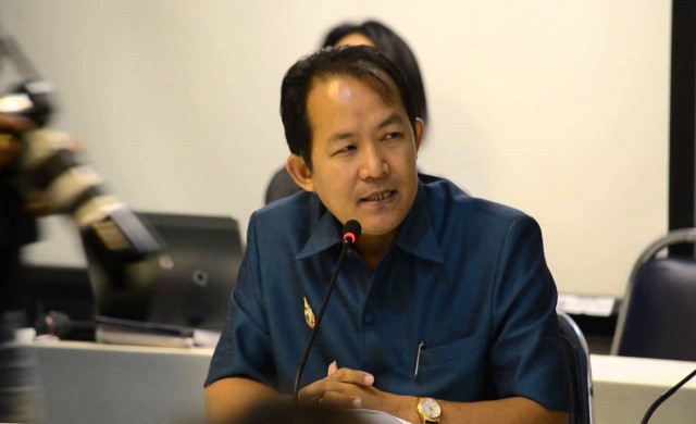 ร้องผู้ตรวจฯ ส่งศาลรธน. วินิจฉัยคำสั่งคสช.ยกเลิกกม.ผังเมือง