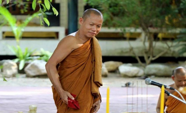 'พุทธะอิสระ'เตือนคนโพสต์ด่า 'ถือโอกาสเก็บกวาดเสียทีเดียวเลย'