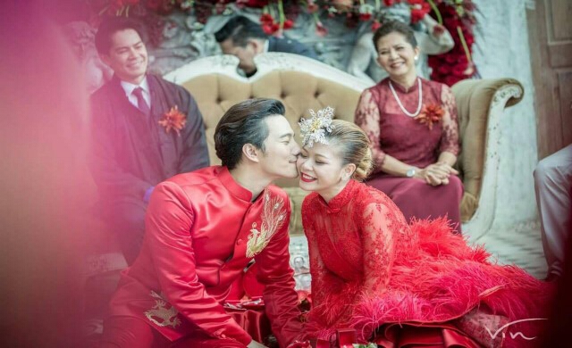 ฟินเว่อร์! คัดภาพสวีท 'กุ๊บกิ๊บ-บี้ เคพีเอ็น' ฉลองวิวาห์