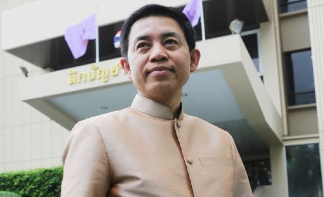 รัฐบาลปฏิเสธข่าวลือ นายกฯสั่งงดเล่นน้ำสงกรานต์