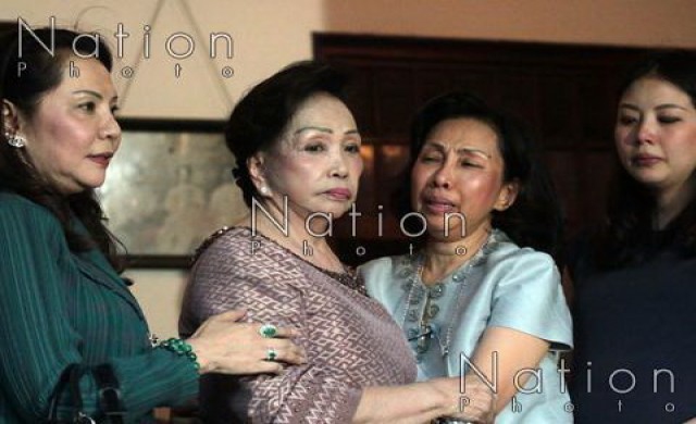 ปิดศึกน้ำพริกเผา! 'แม่ประนอม' ยุติคดีความ-คืนหุ้น