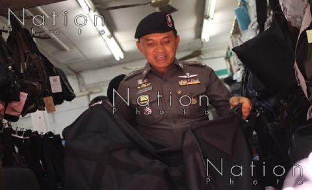 'ศานิตย์'ลุยตรวจร้านกระเป๋า - จุดทิ้งศพคลองโอ่งอ่าง