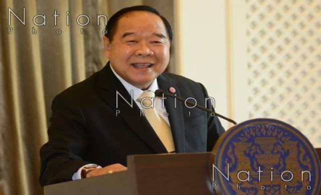 'ประวิตร'ไม่สน'ทักษิณ'สไกป์ ย้ำปี 60 มีเลือกตั้งแน่