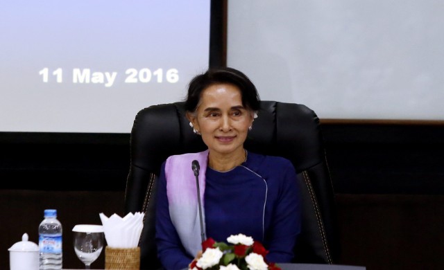 วิจารณ์หนัก 'ซูจี' จำกัดสิทธิ