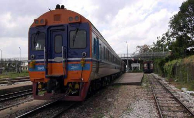 รฟท.เตรียมเสนอ 'บิ๊กตู่' ปิดจุดตัดรถไฟเสี่ยง