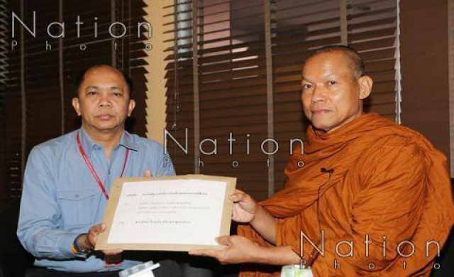 จี้เอาผิด 'จตุพร' หมิ่นเจ้าพนง.หรือไม่ ค้านประกัน 'ธัมมชโย' 