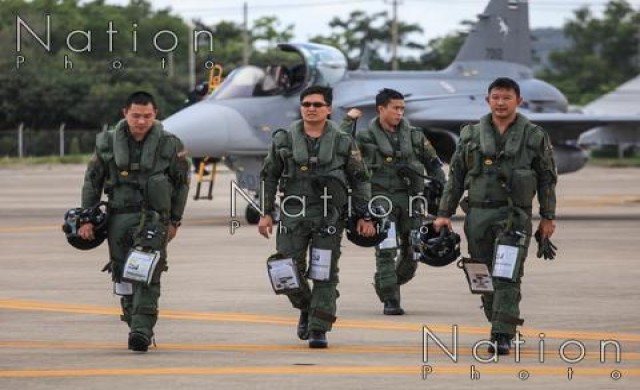 ฝึกยิ่งใหญ่ 'ทร.-ทอ.' ขนเอฟ16-กริฟเฟน ตามแผนเฉลิมอากาศ 