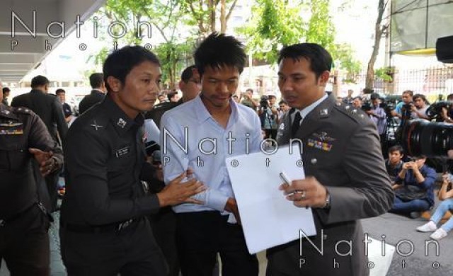 คุรุสภาสั่งพักใบอนุญาตฯ 'ครูสาโรจน์' พิษคลิปสวาทฉาว