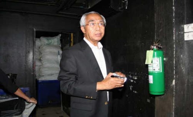 ยันให้ผู้ค้าหาบเร่–แผงลอยสะพานพุทธฯขายถึง16มิย.นี้