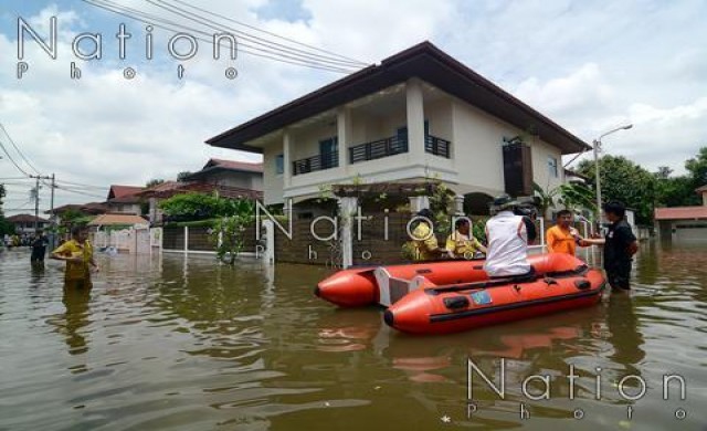 กทม.เร่งกู้รามอินทรา34 หลังฝนกระหน่ำ 2 วัน