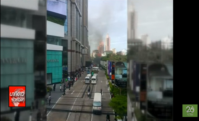 ระทึกไฟไหม้ลานจอดใต้ดินห้างดิเอ็มโพเรียมสุขุมวิท 