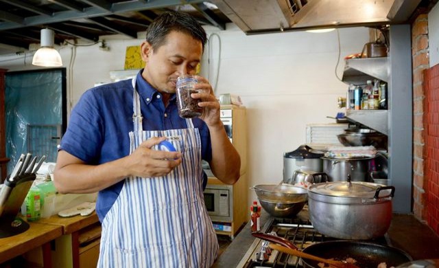 ‘เชฟดอล์ฟ’ เชฟคิวทองที่เรียนจบอินทีเรียดีไซน์ 