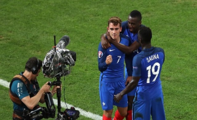 วิเคราะห์เกม ฝรั่งเศส VS ไอซ์แลนด์ รอบ8ทีม ยูโร 2016