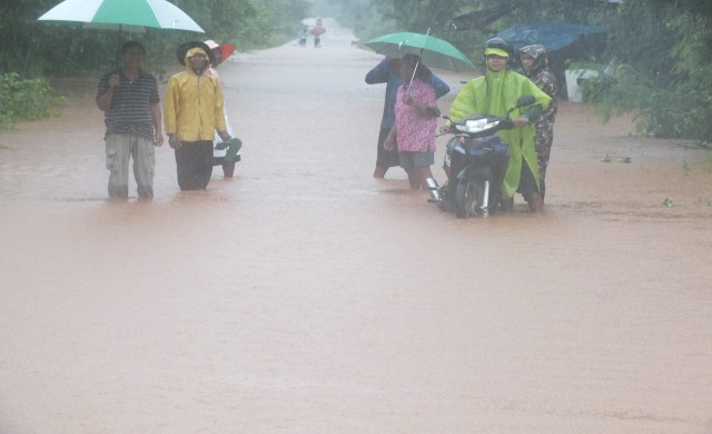 16จังหวัดระวังอันตรายฝนตกหนัก กทม.ยังคงมีฝน